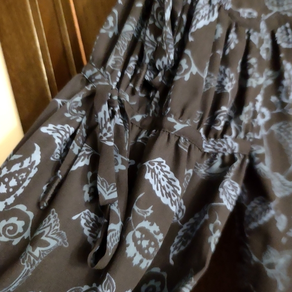 LOFT Blue Floral Peasant Blouse - Picture 2 of 4